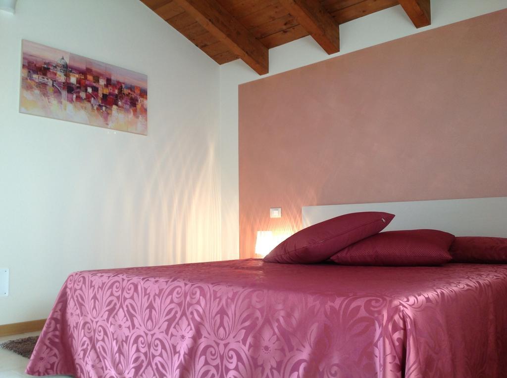 Agriturismo Ca' La Pergola Lugagnano Room photo